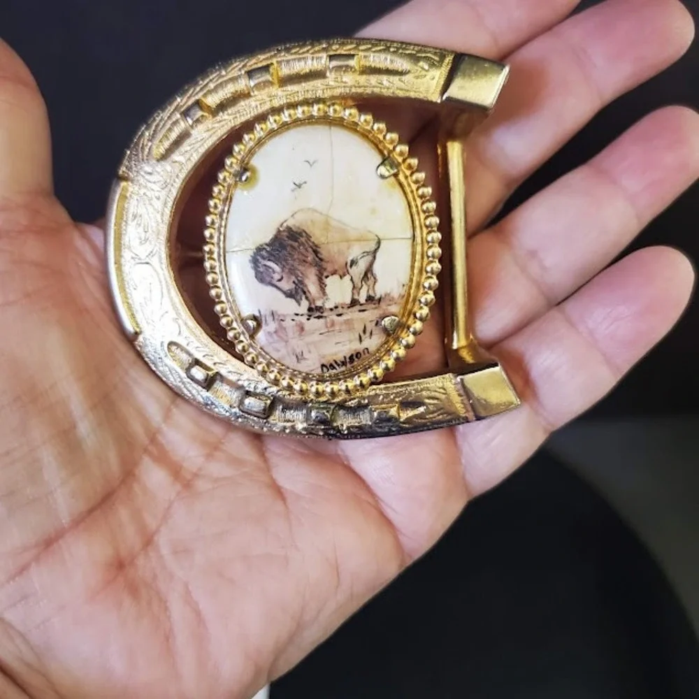 Hand Painted Buffalo Horseshoe Belt Buckle Gold Tone Signed Dawson REPAIRED